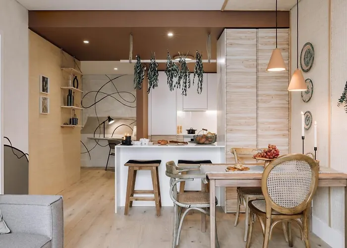 Belmez - 1 Bedroom, Pool And Parking In Arroios * Lissabon