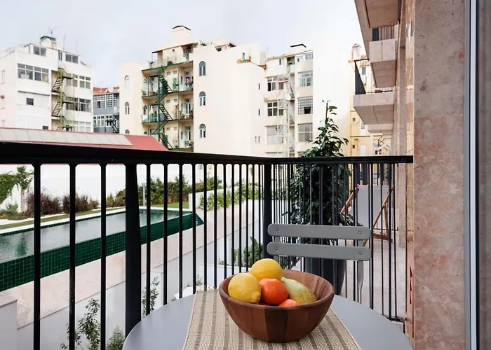 Belmez - 1 Bedroom, Pool And Parking In Arroios דירה ליסבון