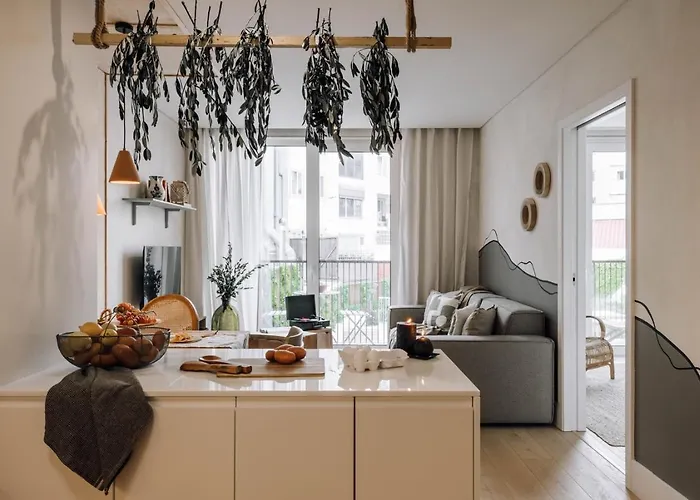 Belmez - 1 Bedroom, Pool And Parking In Arroios דירה *