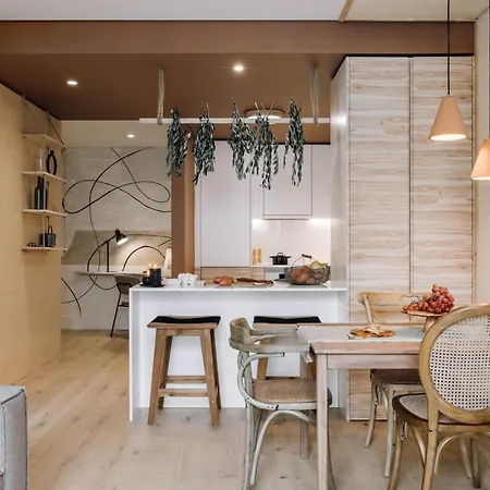 Belmez - 1 Bedroom, Pool And Parking In Arroios * Lisboa